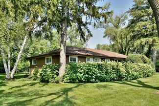 30 Mandel Ln, Prospect Heights, IL 60070