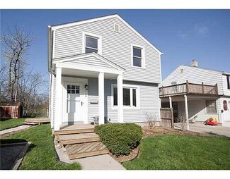 119 Longman Ln, Ann Arbor, MI 48103