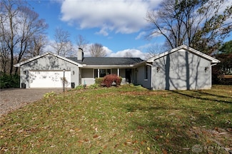 489 E Whipp Rd, Dayton, OH 45459