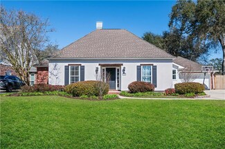 162 Colony Rd, Belle Chasse, LA 70037