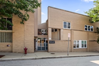 1834 Ridge Ave Unit 113, Evanston, IL 60201