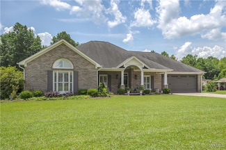 2603 Lauren St, Northport, AL 35475