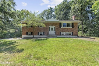 859 Hereford Way, Schenectady, NY 12309