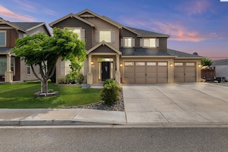 4215 Saint Paul Ln, Pasco, WA 99301