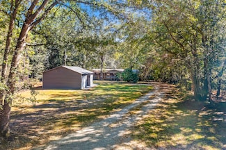 515 Whippoorwill Ln, Walterboro, SC 29488