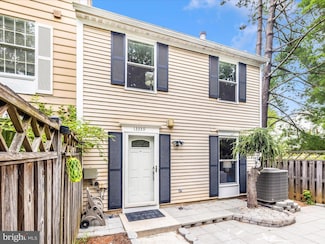 13339 Whitechurch Cir, Germantown, MD 20874