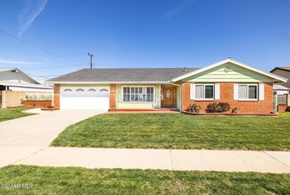 1825 Adrian St, Newbury Park, CA 91320
