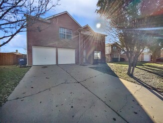 333 Longshore Dr, Little Elm, TX 75068