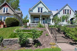 1609 E 5th St, Duluth, MN 55812