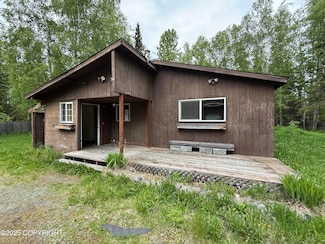 21412 Settlers Dr, Chugiak, AK 99567