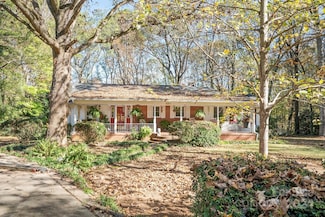 687 Rawlinson Rd, Rock Hill, SC 29732