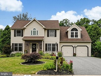 360 N Homestead Dr, Landisville, PA 17538