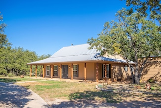 300 County Road 176, Bangs, TX 76823