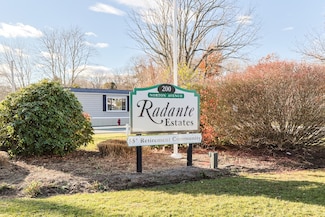 2 Riverway St, Taunton, MA 02780