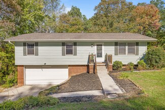505 Spring Crest Ln, Hixson, TN 37343