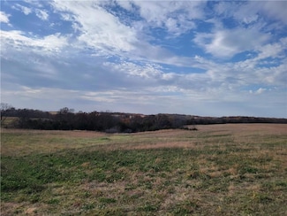 0000 Hogback Bridge Rd, Winterset, IA 50273