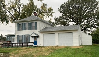 1139 Hamlin St, Grinnell, IA 50112