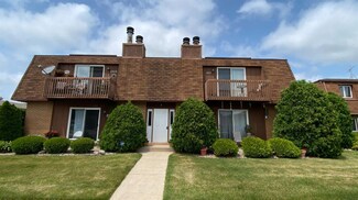2505 Harvest Dr, Crown Point, IN 46307
