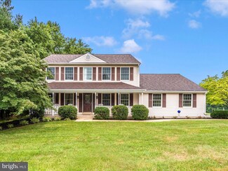 10009 Banner Country Ct, Gaithersburg, MD 20882