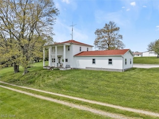 1250 Alamo Rd SE, Carrollton, OH 44615
