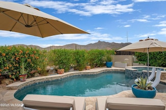 6812 W Cliff Spring Trail, Marana, AZ 85658