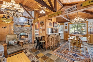 57056 Deer Ln Unit 12, Bend, OR 97707