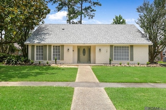 1330 Woodcliff Dr, Baton Rouge, LA 70815