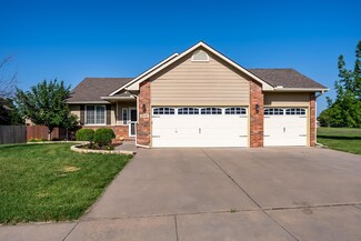 800 S Sunset Cir, Andover, KS 67002