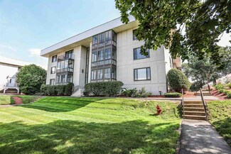 39 Spit Brook Rd Unit UD38, Nashua, NH 03060