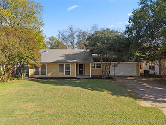 324 D St SW, Ardmore, OK 73401