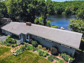 11 James St, Pascoag, RI 02859