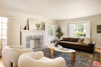 4002 W Adams Blvd, Los Angeles, CA 90018
