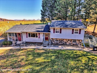 31 Yellow City Rd, Amenia, NY 12501