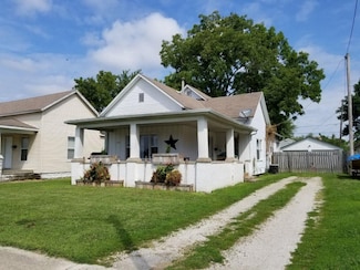 700 W Jefferson Ave, Effingham, IL 62401
