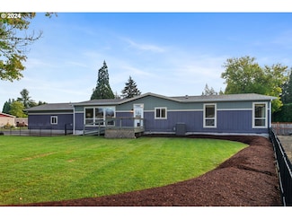 21936 Laurel Ave NE, Aurora, OR 97002