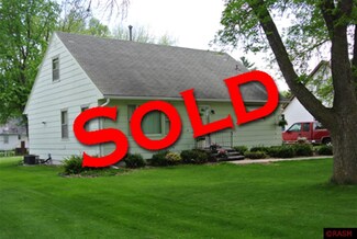 702 1st St SW, Fairfax, MN 55332