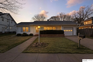 828 S 3rd St, Albion, NE 68620