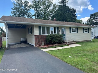 21 Middlesex Rd, Matawan, NJ 07747