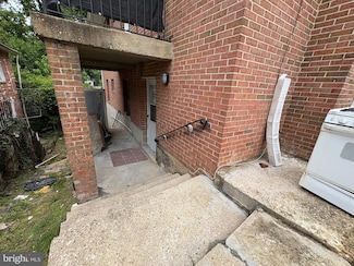 4706 Deanwood Dr, Capitol Heights, MD 20743