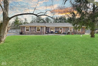 3301 Timberbrook Ct, Danville, IN 46122