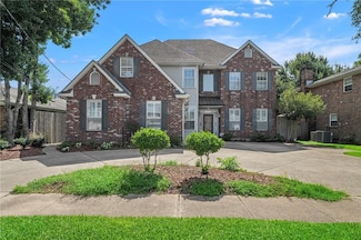 4509 Morales St, Metairie, LA 70006