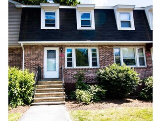 3 Oakwood Ln Unit 11, Goffstown, NH 03045
