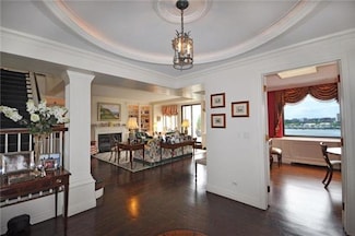 305 W 72nd St Unit PH, New York, NY 10023