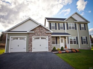 4 Gregg Ln, Cazenovia, NY 13035
