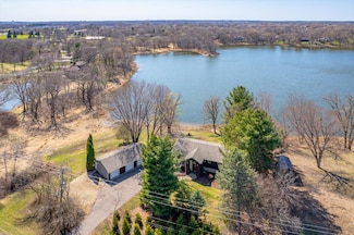 2270 Manning Trail N, Lake Elmo, MN 55042