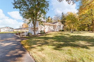 4484 Sharp Rd, Adrian, MI 49221