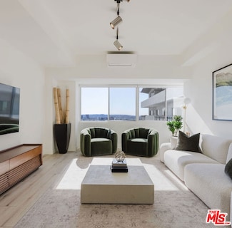 1155 N La Cienega Blvd Unit 1207, West Hollywood, CA 90069