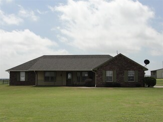 273253 Broncho Rd, Marlow, OK 73055