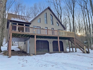 135 Buck Ridge Dr, Drums, PA 18222