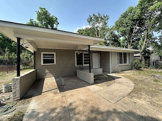 2740 Corbitt St, Shreveport, LA 71108